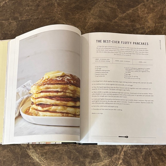 Magnolia Table Cookbook by Joanna Gaines - Black and White - Picture 8 of 9